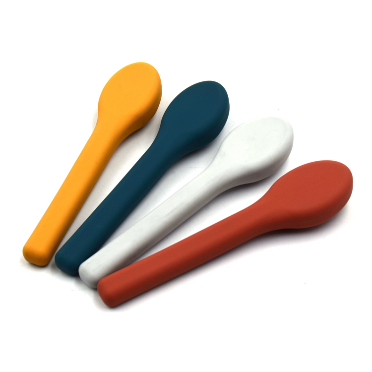 उच्च गुणवत्ता कैम्पिंग यात्रा कटलरी सेट सिलिकॉन पोर्टेबल